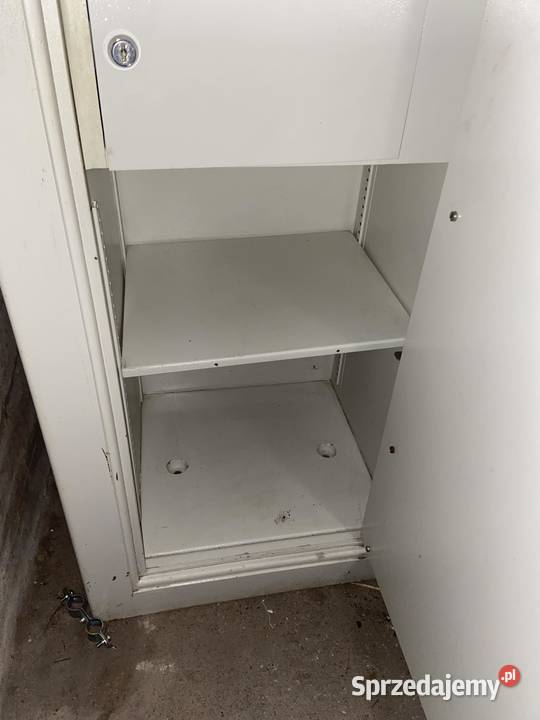 Sejf szafka metalowa na klucz Ostrołęka sprzedam