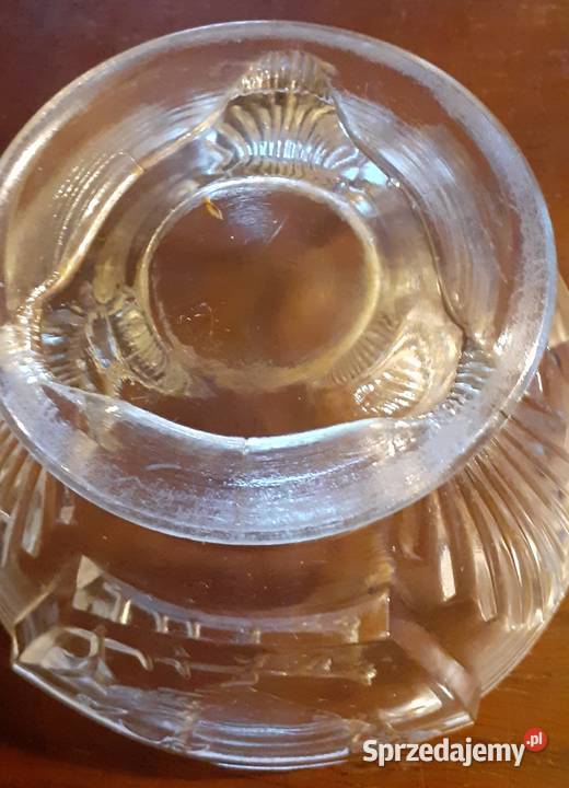 Biała cukiernica z ptaszkami z okresu PRLu zachodniopomorskie Prusim