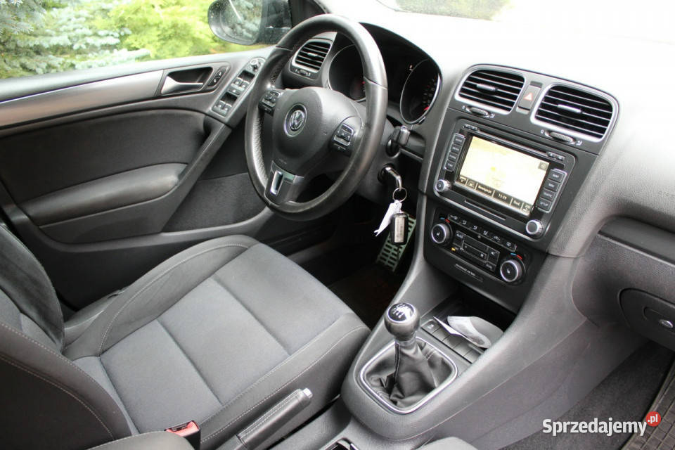 Volkswagen Golf Benzyna Bogate Wyposażenie Lubań