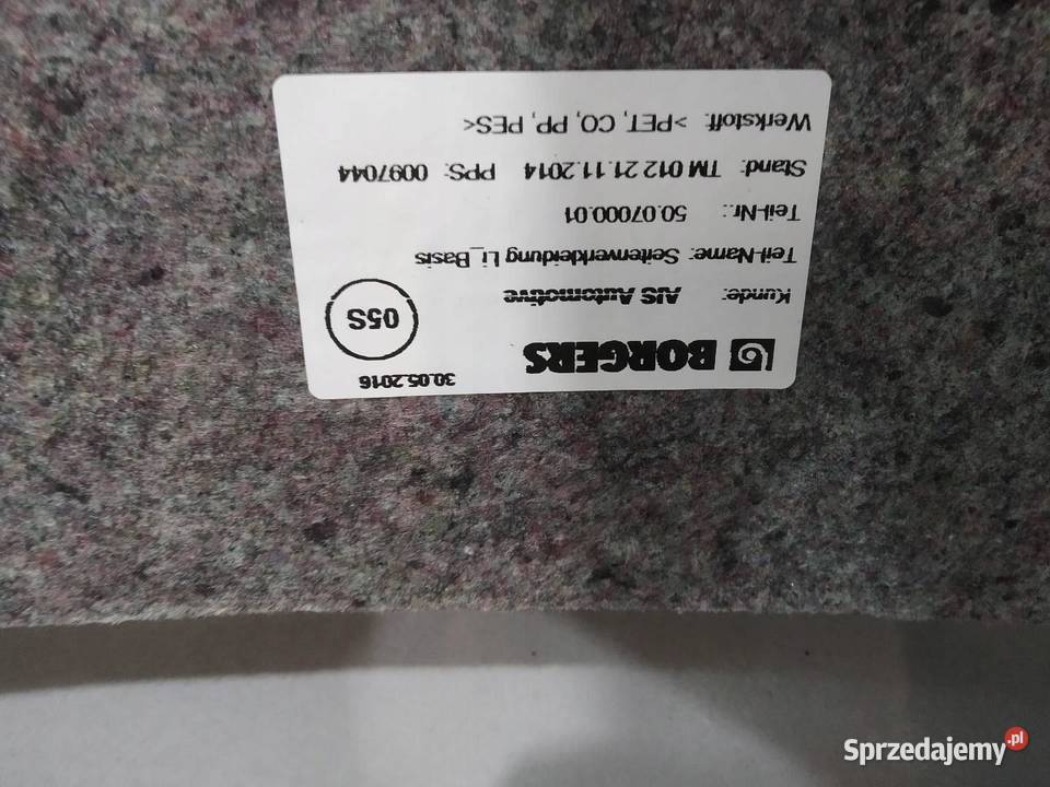 TAPICERKA BOCZEK BAGAŻNIKA LEWY PRAWY TYŁ KPL sprzedam