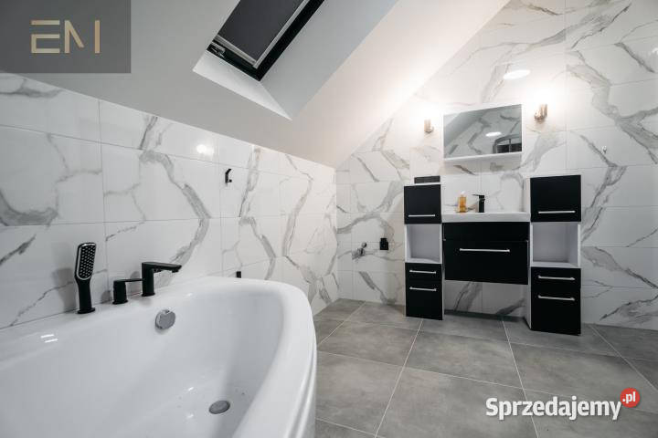 sprzedaży domu wolnostojącego 1171m2 Strzyżów Rok budowy 2025