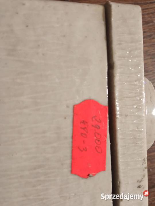 Gniazda porcelaanowe bezpiecznikowe 2 sztuki mazowieckie Maków Mazowiecki