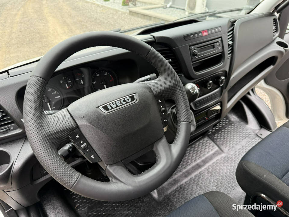 Iveco 70C18 70C18 Kiper Wywrot 3 Str 30 HPI 180 manualna Opoczno