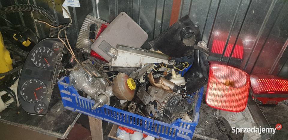 Audi 80 B4 zderzak błotniki lampy automat Kraśnik
