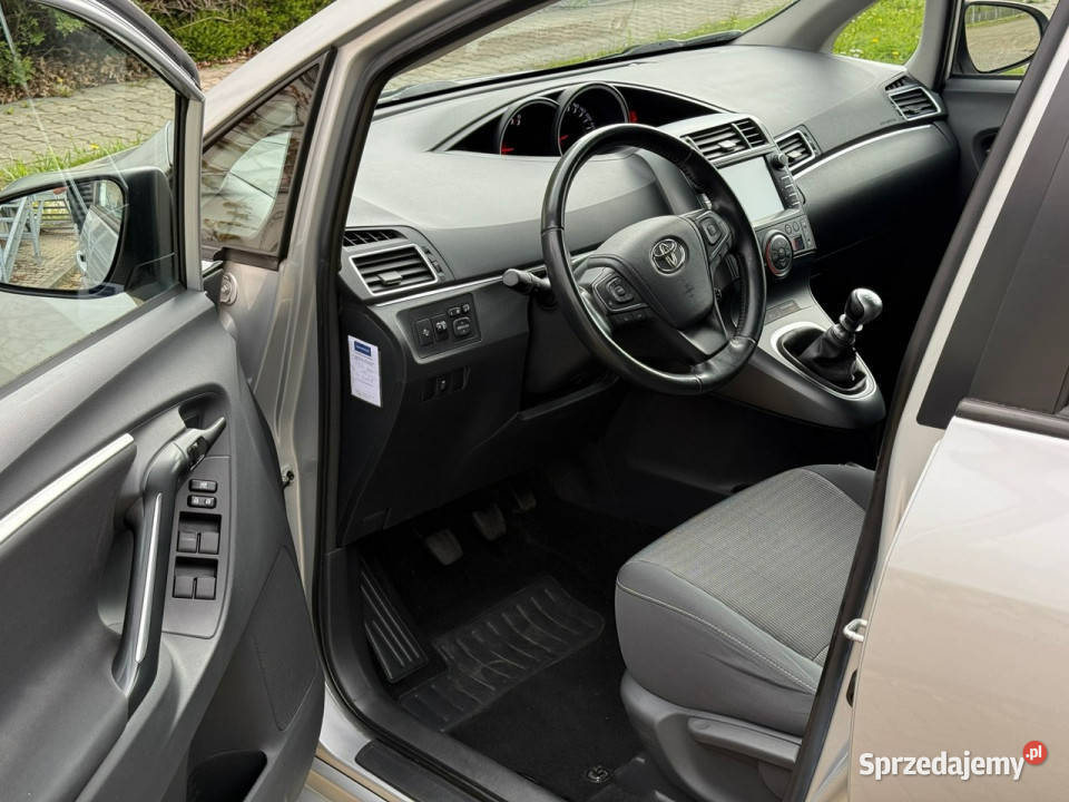 Toyota Verso 18 VVTi Dynamic benzyna Tarnowskie Góry sprzedam