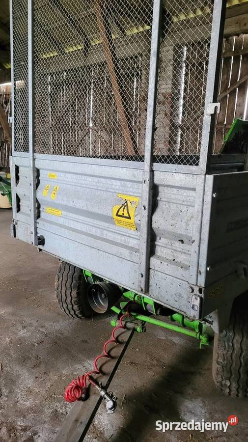 Rozrzutnik 4 T Techpom mazowieckie Ratowo sprzedam