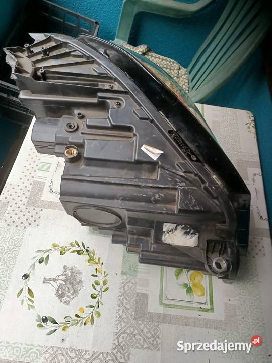 Lampa lewy przód Mercedes Benz w213 lewe śląskie