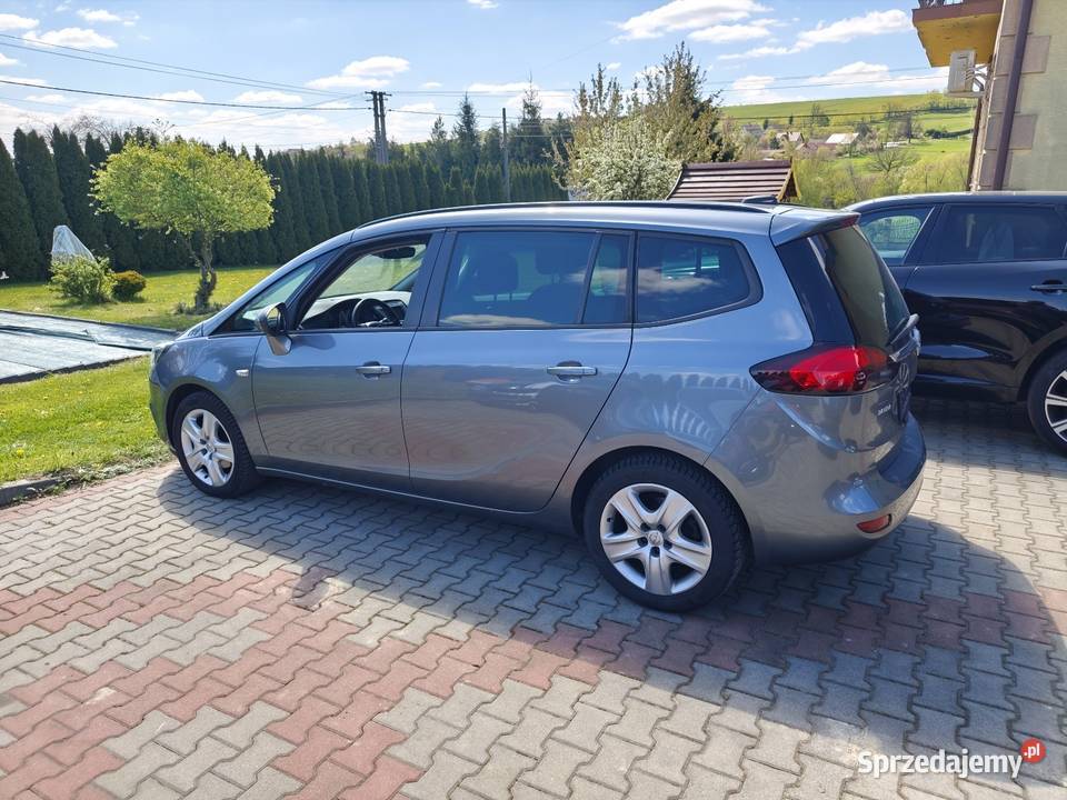 Opel Zafira Iwkowa