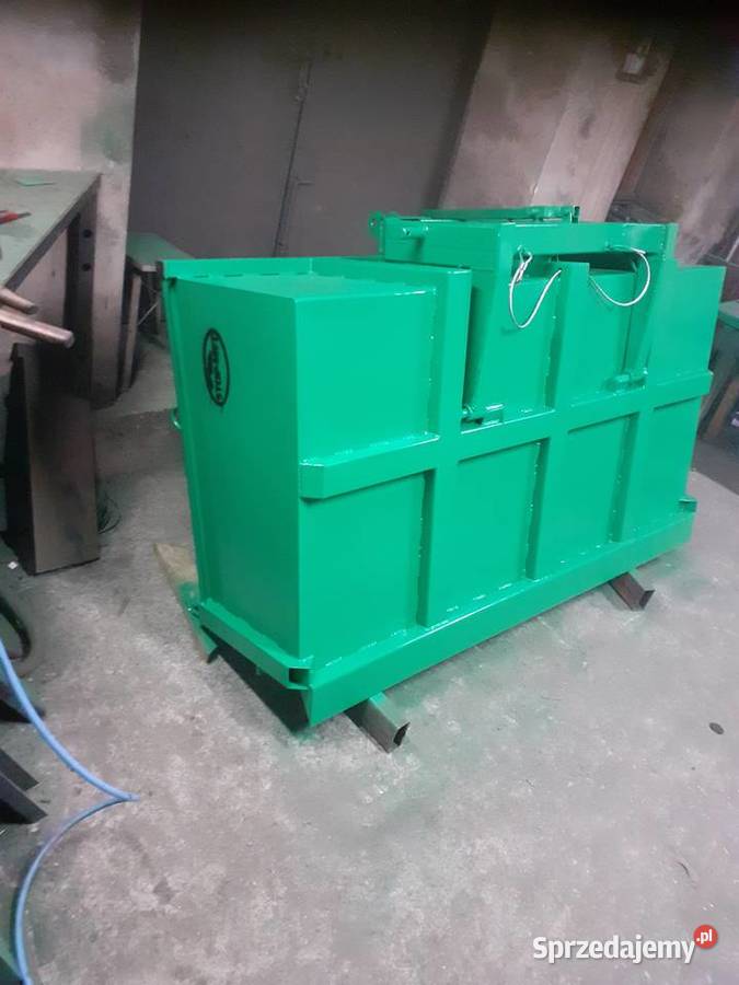 Skrzynia transportowa z wywrotem mechanicznym Czarny Dunajec