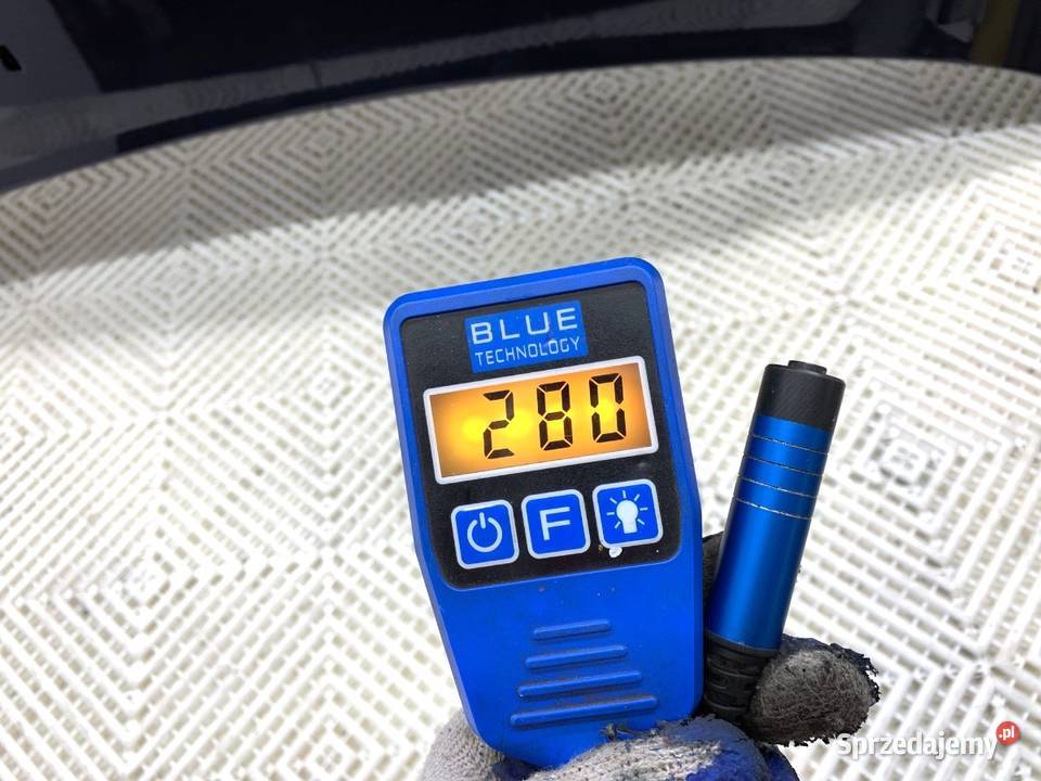 MASKA VOLVO V70 III Kombi 0716 CZARNY POKRYWA