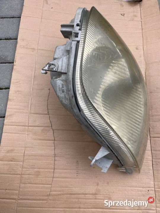 Renault Master 25 dci lampa przednia lewa Lampy przednie lubelskie