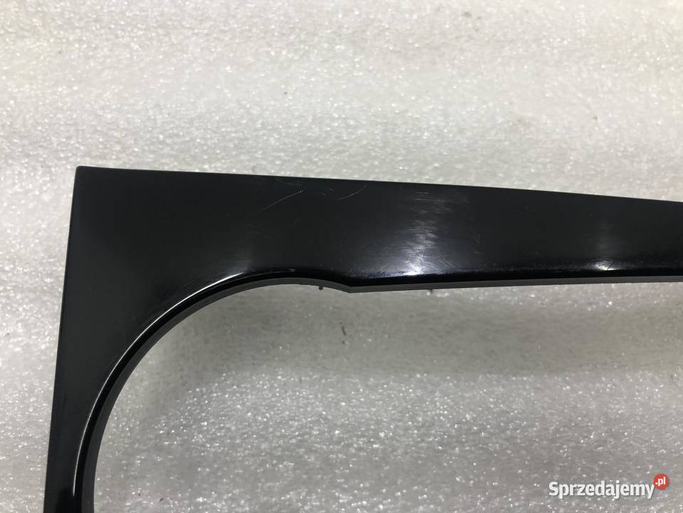 RAMKA RADIA MERCEDES W204 A2046800390 wielkopolskie