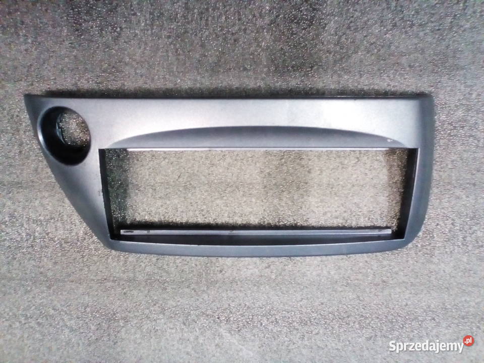 Ford Ka l 13i Obudowa radia Wyposażenie wnętrza Bukownica