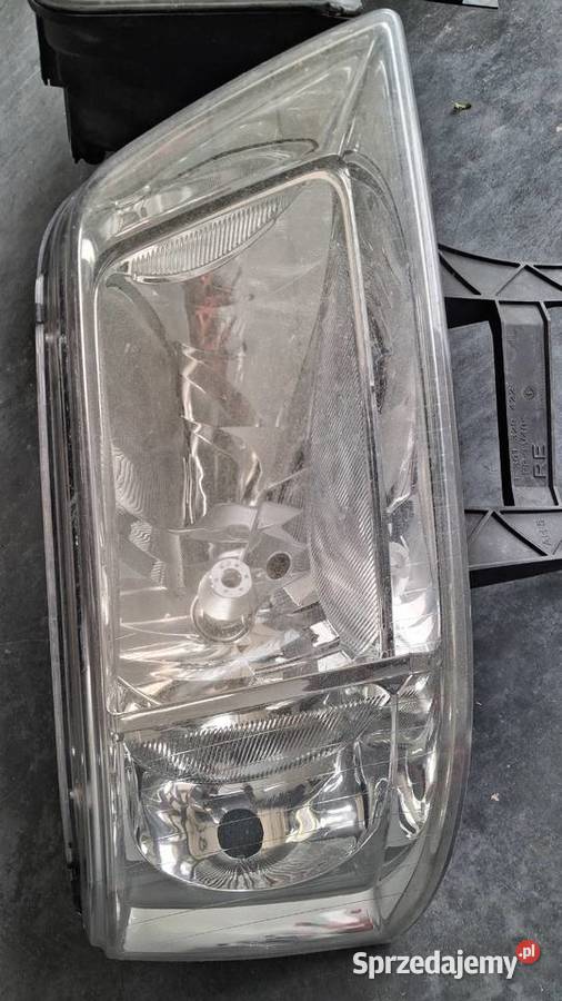 Komplet lamp przednich VW multivan transporter Zgłobień