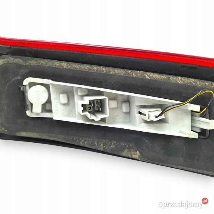 LAMPA PRAWA Volvo V50 I LIFT 20072012 tylna Chełm