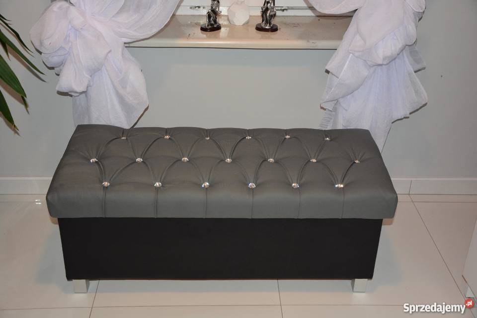 Pufa biała tapicerowana Pikowana Kryształki Łódź sprzedam