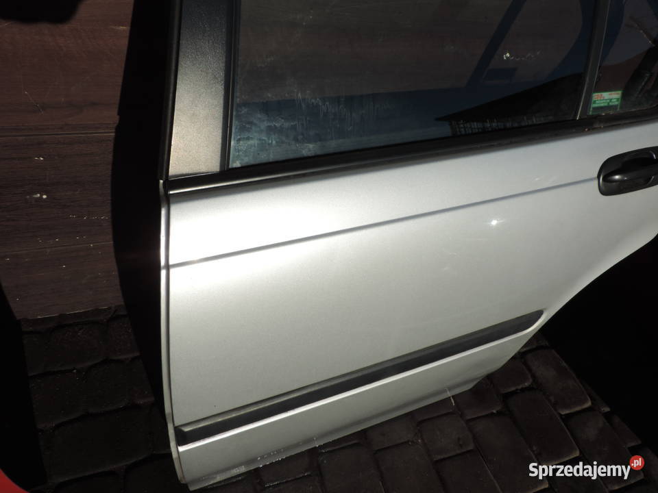 HONDA CIVIC 6 HB DRZWI LEWE TYLNE NH614M Nowy Sącz