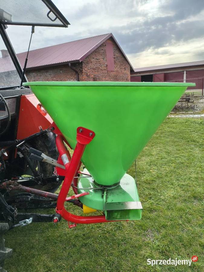 Sprzedam rozsiewacz do nawozów lejek lubelskie Nowy Pożóg