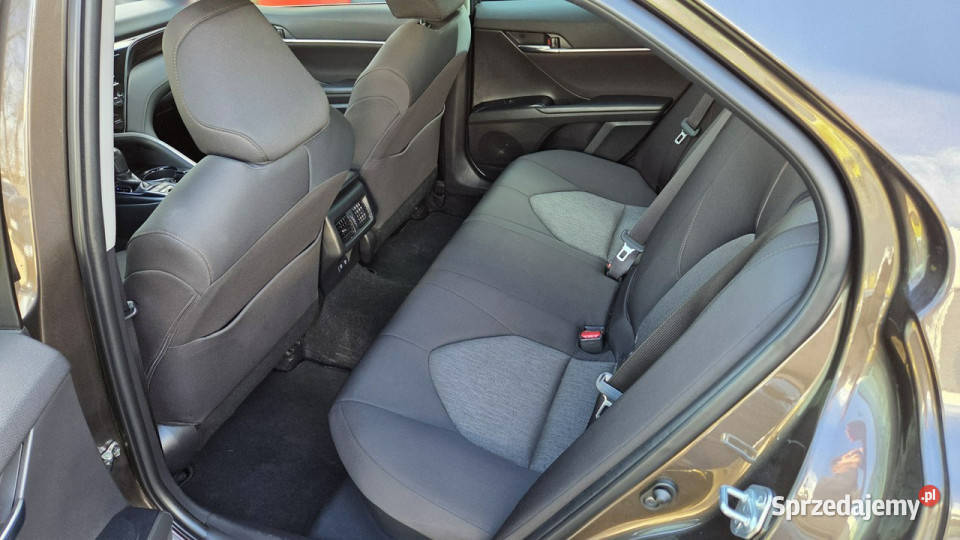 Toyota Camry 25 Hybrid FV 23 Salon Prestige Hand serwisowany w ASO Toyota