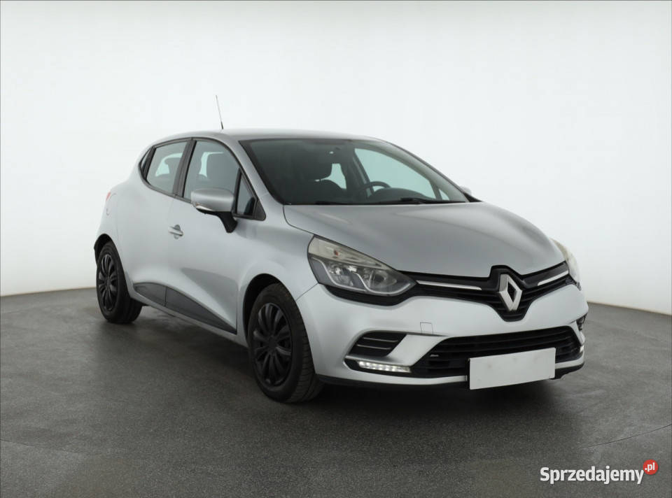 Renault Clio 12 16V nieuszkodzony Clio mazowieckie Piaseczno