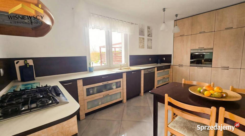 Rodzinny dom z tarasami i ogrodem w Rogitach Rogity sprzedam