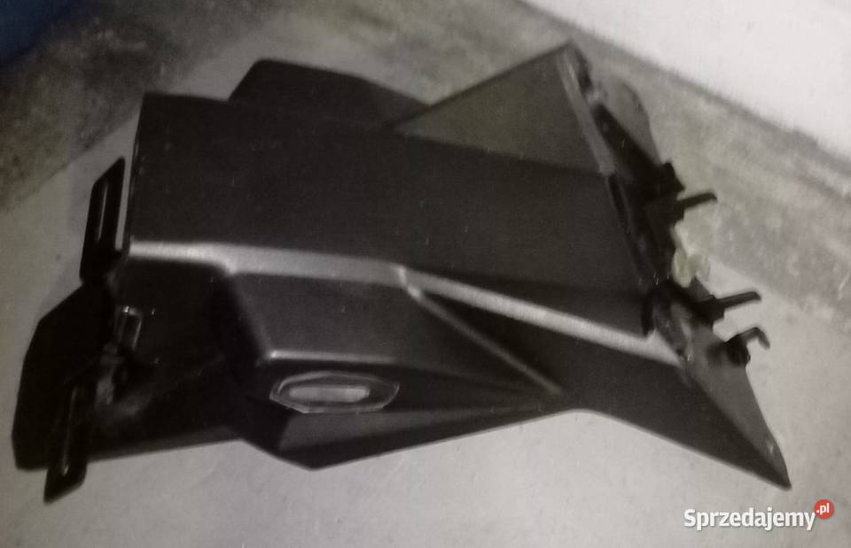Suzuki SV 1000 06 Zadupek Ogon Błotnik Mocowanie Poznań sprzedam