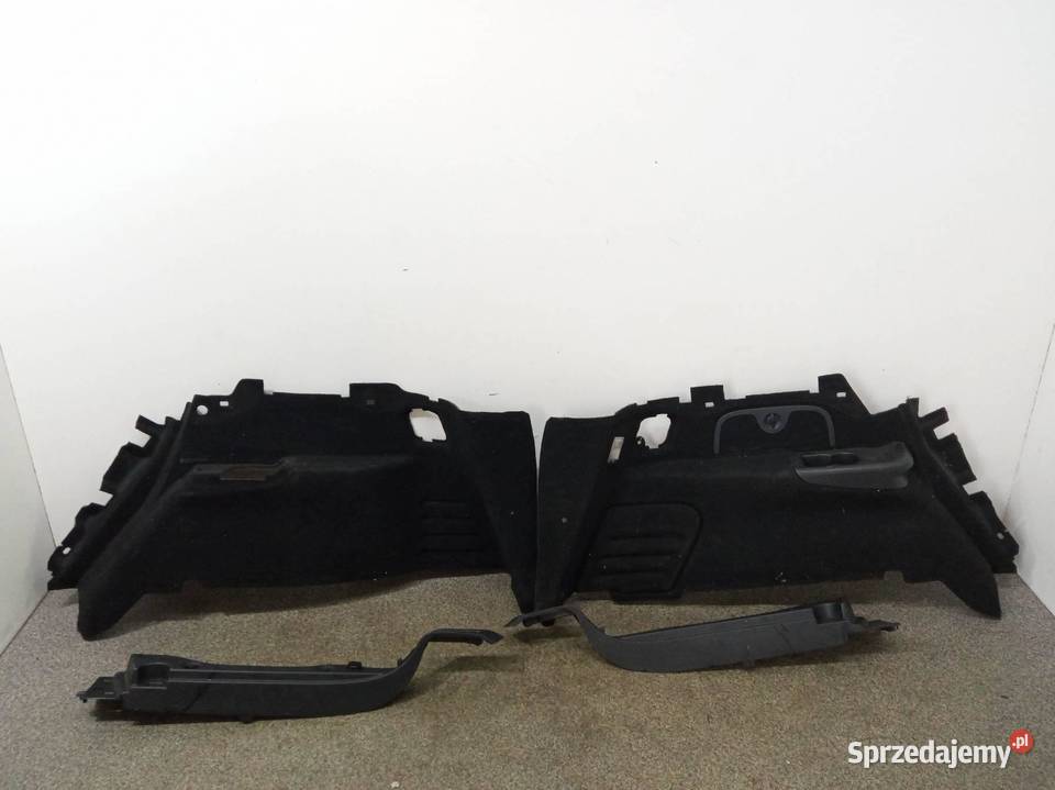 TAPICERKA BOCZEK PRAWY LEWY TYŁ ROLETY BAGAŻNIKA