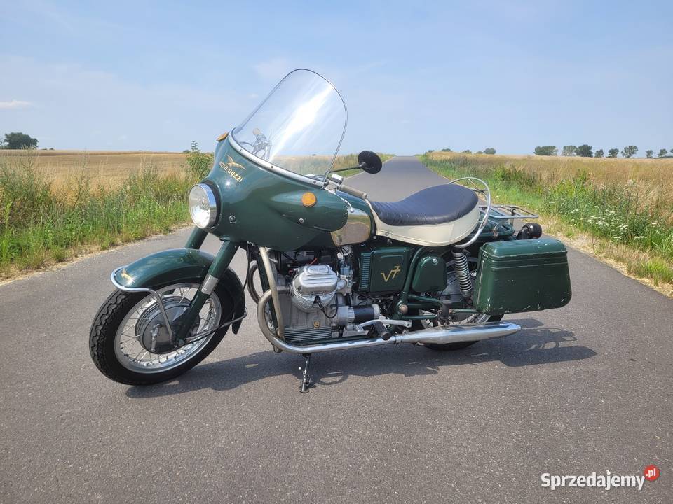 MOTO GUZZI V7 Kostomłoty