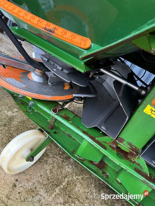 Rozsiewacz Amazone M Maxis 1500 Płonne