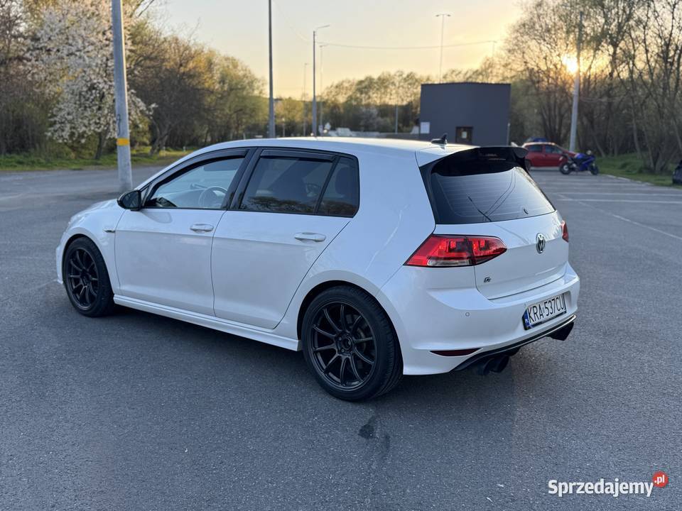 Sprzedam Volkswagena Golfa 7R 165753km Lesieniec