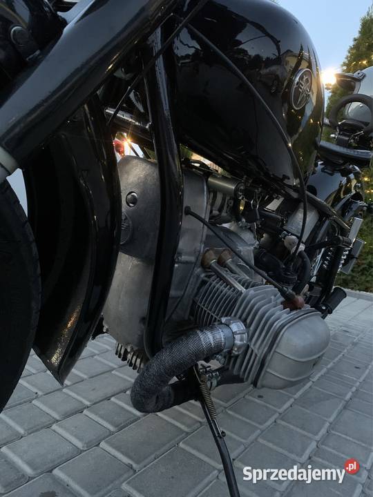 Motocykl Dnepr MT 11 produkcji 1989