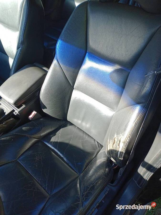 Volvo V70 23 T5 2000r 2319cm3 Dąbrówka