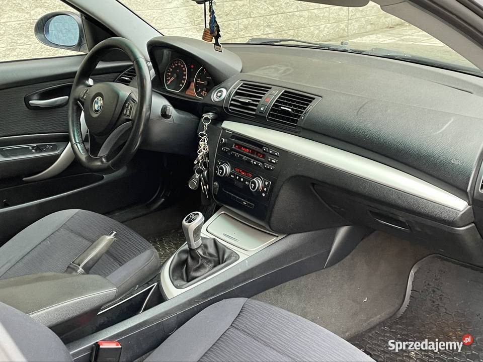 BMW e81 120d Lift 2009 Bixenon Czarna lala na manualna śląskie Będzin