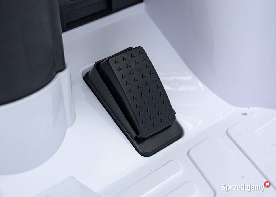 RUF CTR3 Biały Auto na Akumulator 12V 9Ah 2x35W