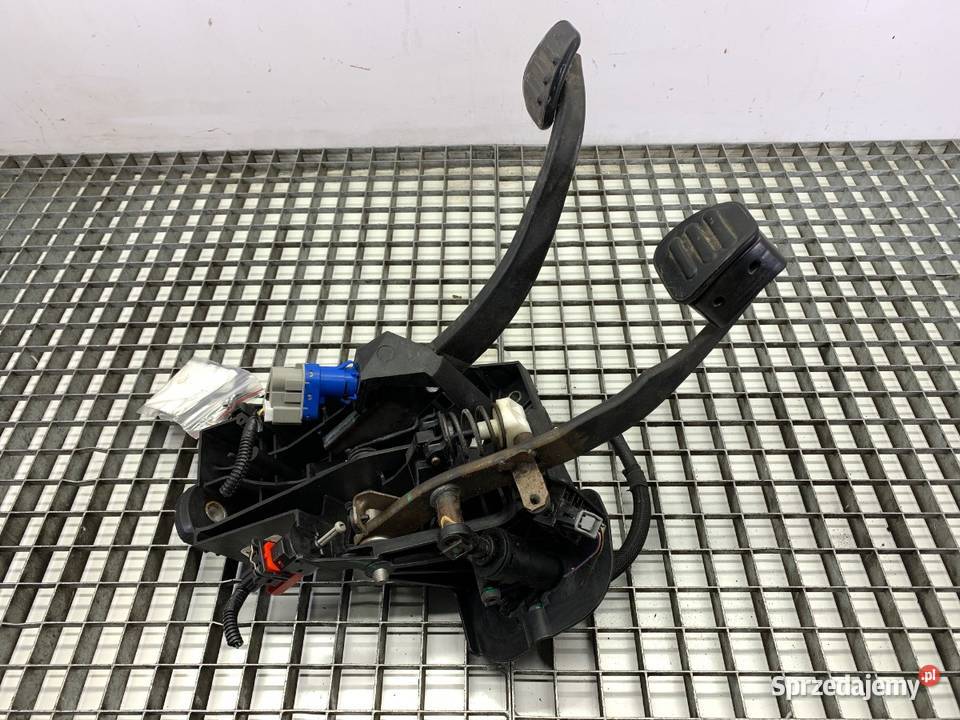 PEDAŁY MANUAL FORD MUSTANG V DR332450BC 37 309