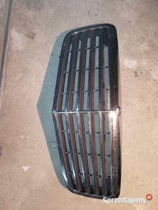 GRILL MERCEDES W211 osobowe Zbaków Górny