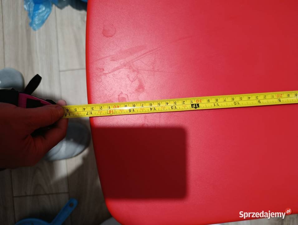 krzesło czerwone Poznań