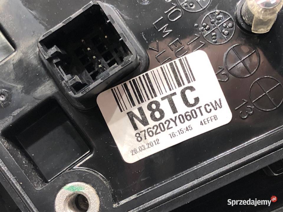 LUSTERKO PRAWY HYUNDAI ix35 Hatchback TCW CREAMY