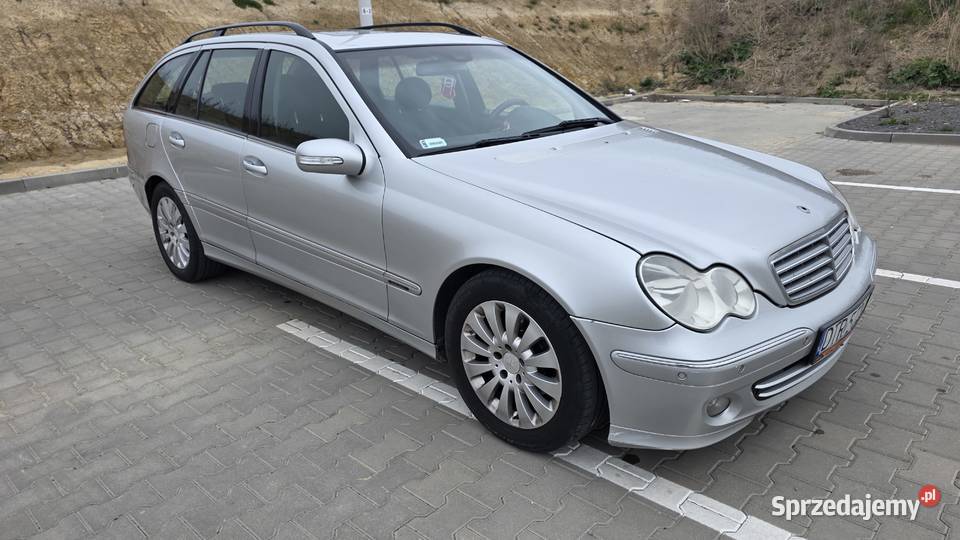 Syndyk sprzeda samochód osobowy MercedesBenz Legnica