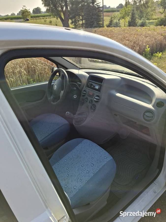 mam dosprzedaży samochód osobowy Fiat Panda 11 Oleśniki