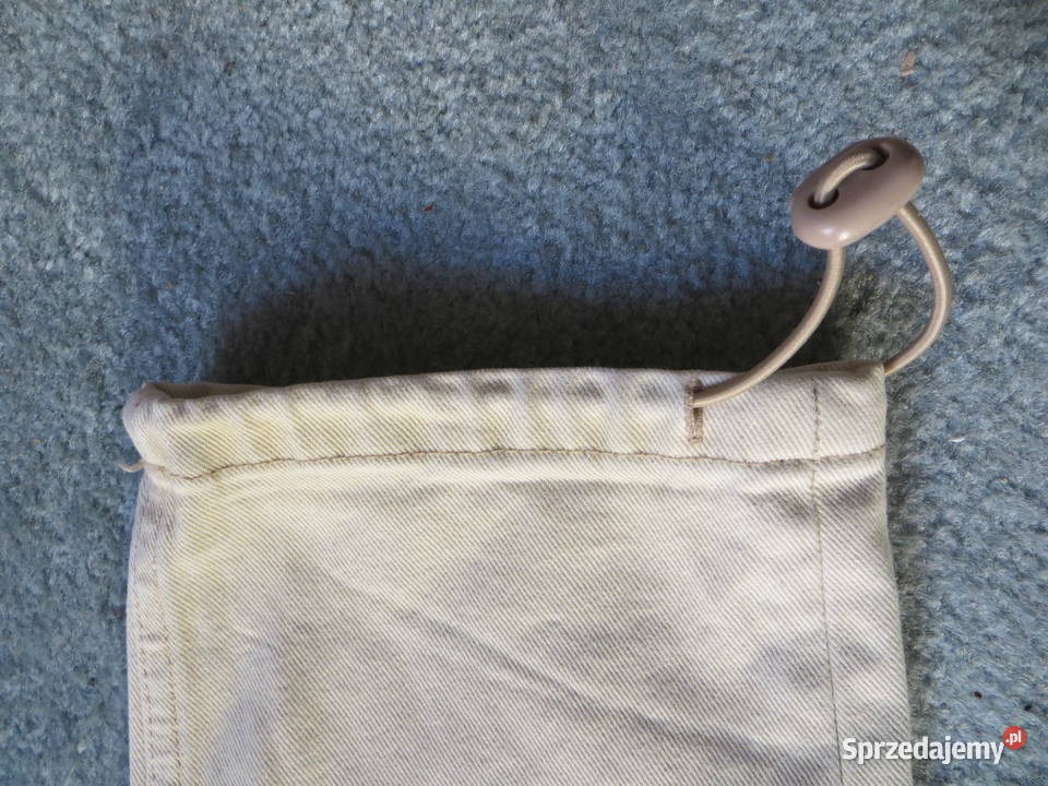 Spodnie młodzieżowe jeans Denim Bershka r EUR 40 Odzież codzienna