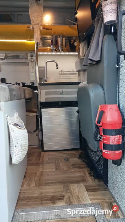 Kampervan Renault Trafic zadbany doposażony Krasnystaw sprzedam
