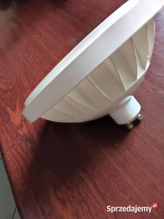 lampka led światło punktowe żarówka Luxlumen