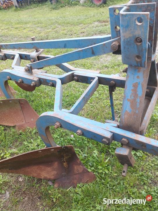 Pług 3 skibowy nieuszkodzony Radom sprzedam