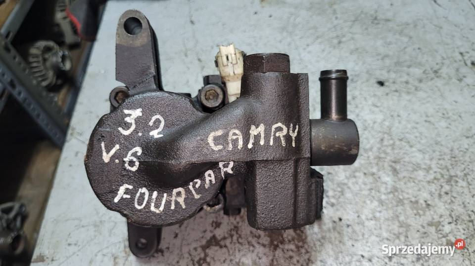 Pompa wspomagania Toyota Camry osobowe Łagów
