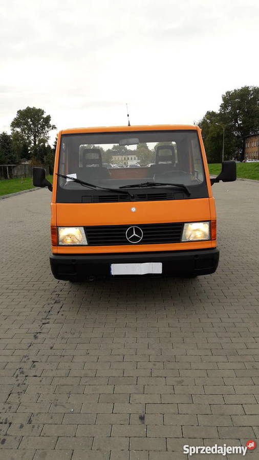 Mercedes mb100 skrzyniowy manualna Łuków sprzedam