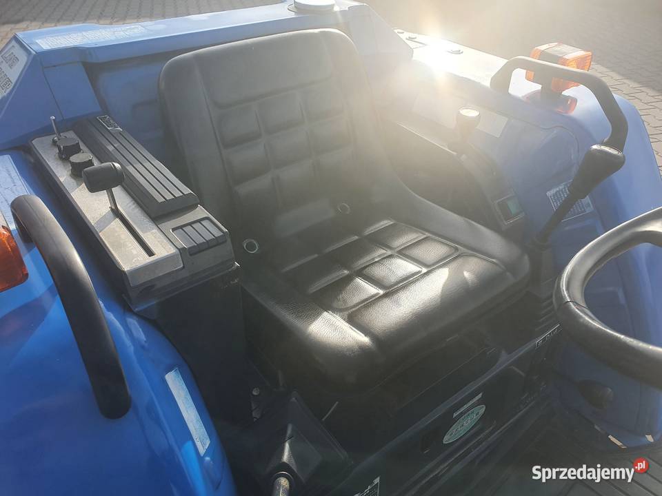Traktor ciągnik sadowniczy ISEKI Landleader Ciągniki Kobiele Wielkie