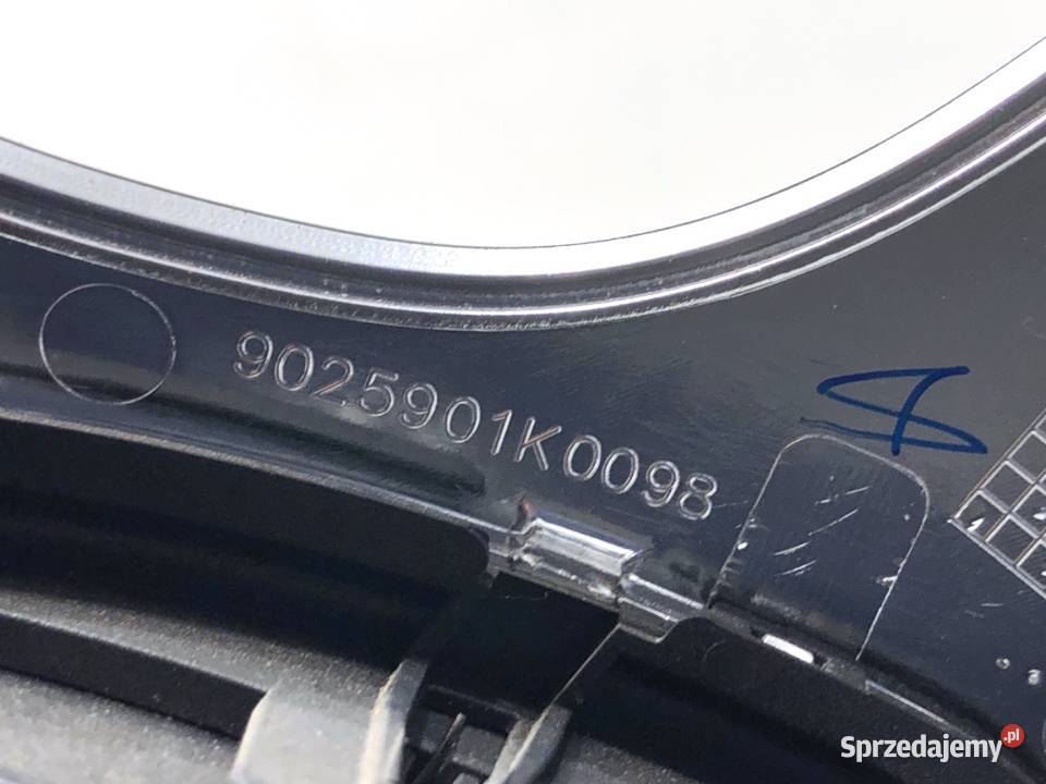 KRATKA NAWIEWU PRZÓD ŚRODKOWA AUDI A6 C7 Kombi sprzedam