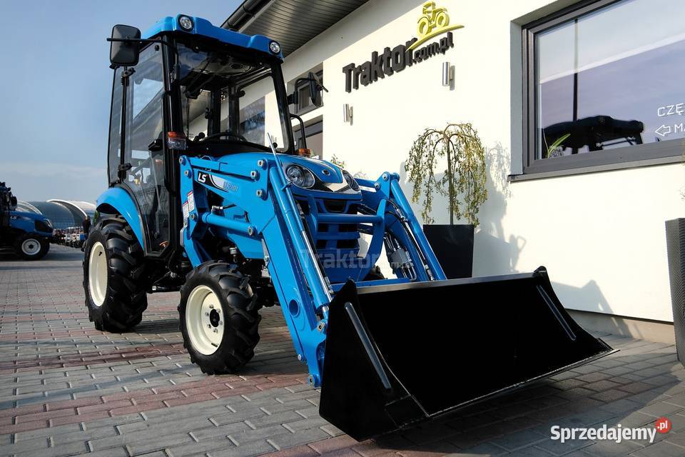 LS Tractor XJ25 MEC 4x4 244 CAB ładowacz czołowy Napęd 4x4 Tajęcina