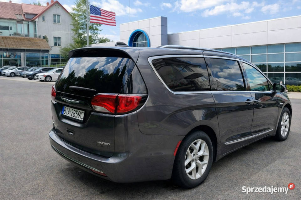 Chrysler Pacifica Pacifica 2020 w wersji Limited 3605cm3 Białystok